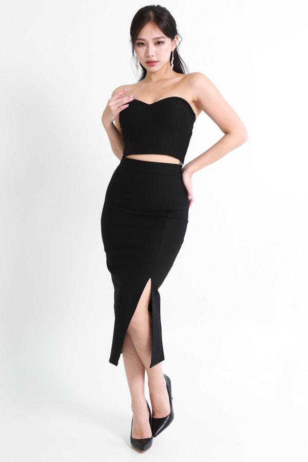 *Premium* Karyn Slit Midi Skirt (Black) 