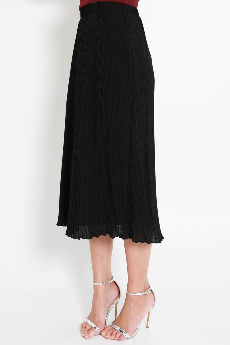 Juliette Pleated Skirt (Black) | Carrislabelle