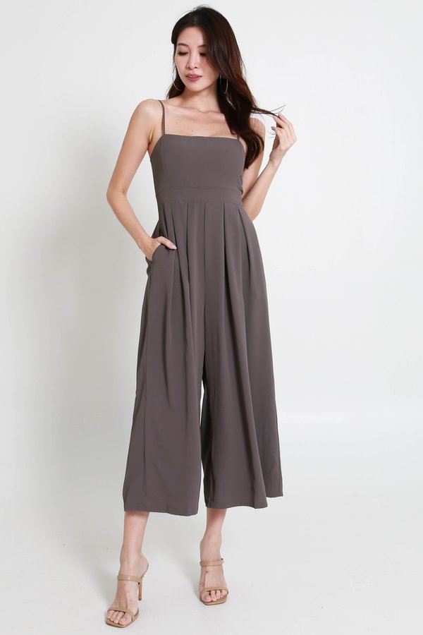 Lazie Pleated Jumpsuit (Ash Taupe) Lazie Pleated Jumpsuit (Ash Taupe)
