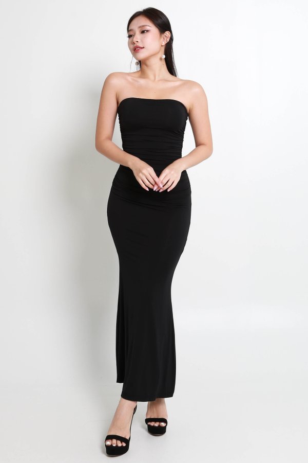Beth Tube Ruched Midaxi Dress (Black)
