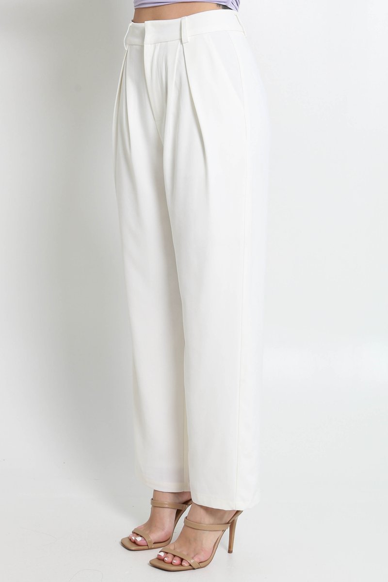 Catana Pleated Pants (White) | Carrislabelle