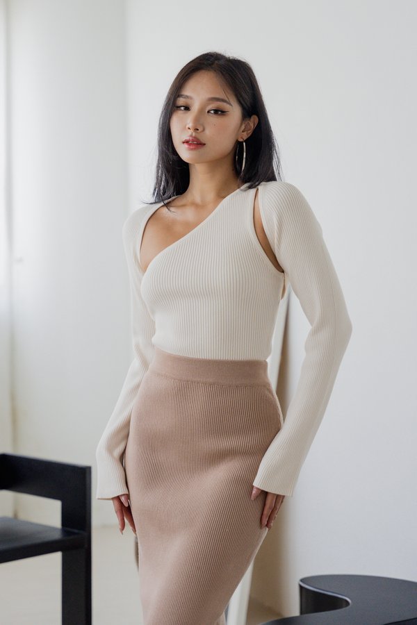 Karl Toga Knit Top 2pcs Set (Ivory)