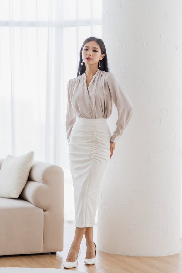 *Cloud* Kerry Slit Ruched Skirt (White) *Cloud* Kerry Slit Ruched Skirt (White)