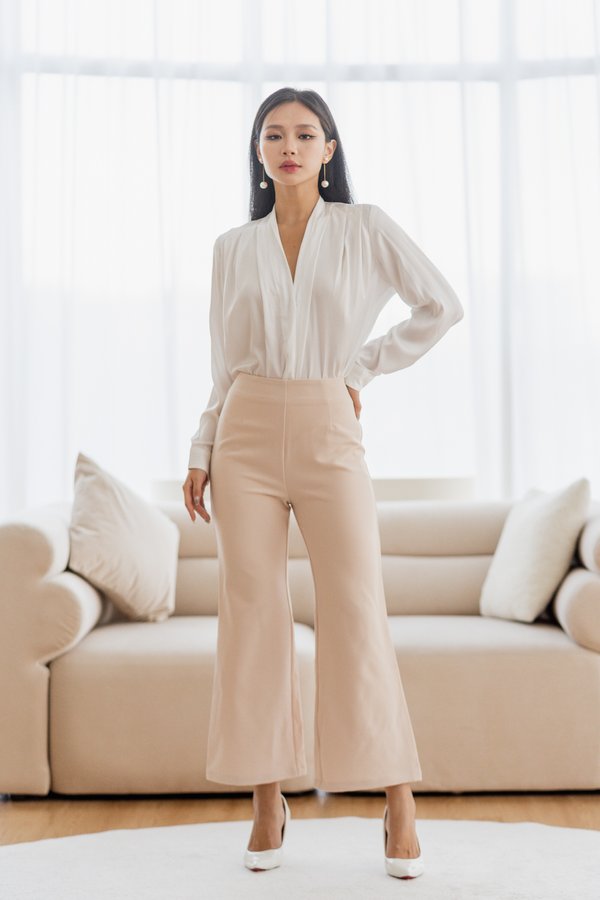 PETITE Carla Bell Bottom Fitted Pants (Ivory) PETITE Carla Bell Bottom Fitted Pants (Ivory)