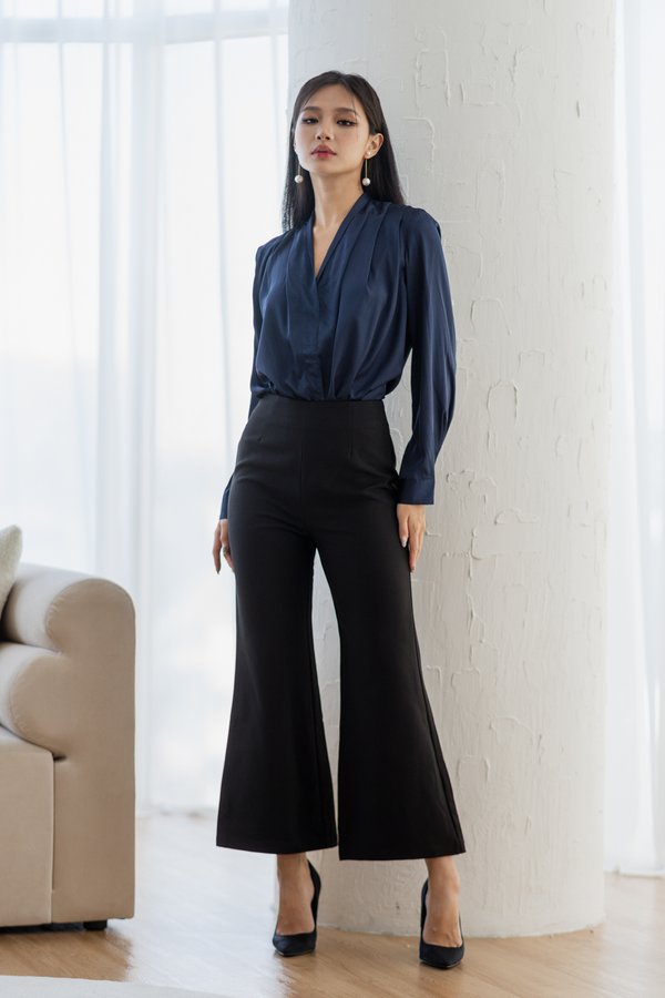 PETITE Carla Bell Bottom Fitted Pants (Black)