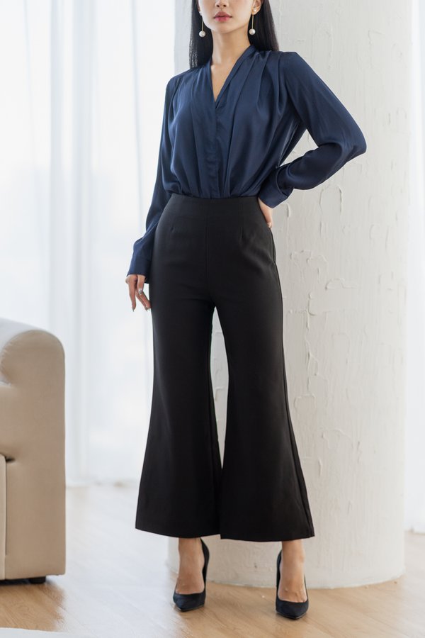 PETITE Carla Bell Bottom Fitted Pants (Black)