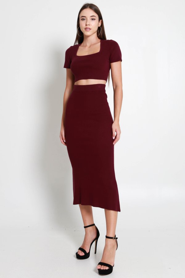 Fendy Mermaid Knit 2Pcs Set (Bungundy)