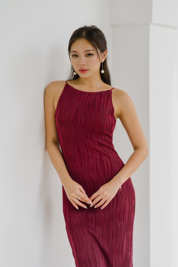 Sornia Low Back Dress (Maroon)