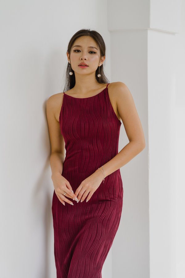 Sornia Low Back Dress (Maroon)