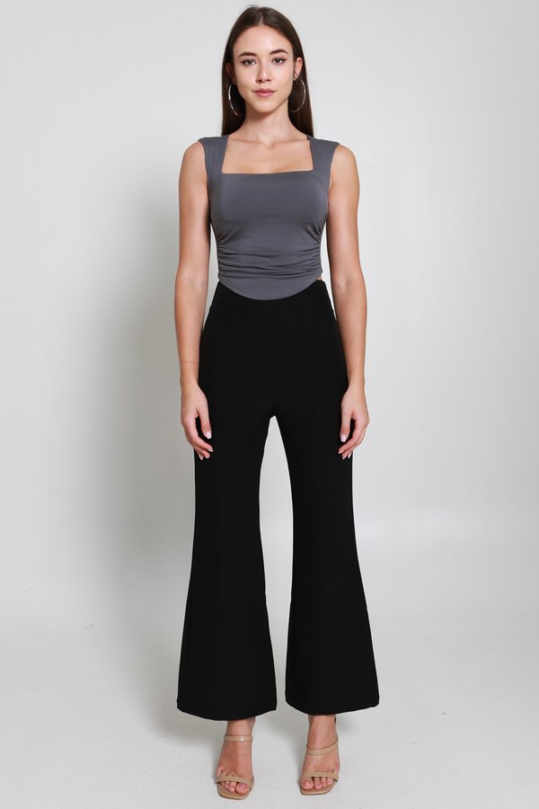 Raelynn Curve Hem Top (Gunmetal)