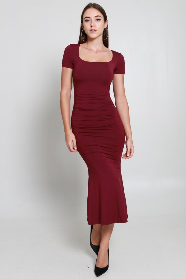 Amelia Mermaid Midi Dress (Wine)