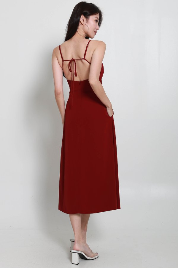 Naraphine Tie Back Dress (Maroon)