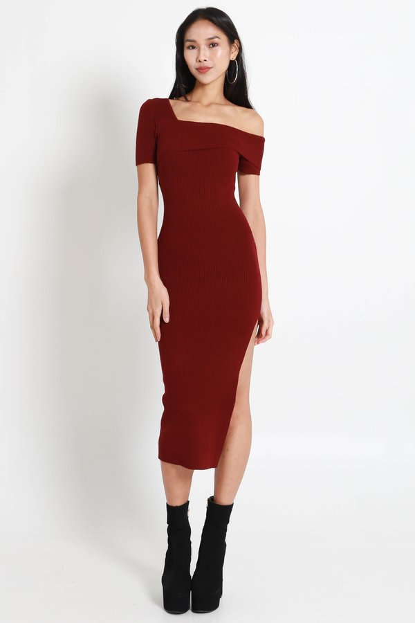 Donna One Shoulder (Maroon)