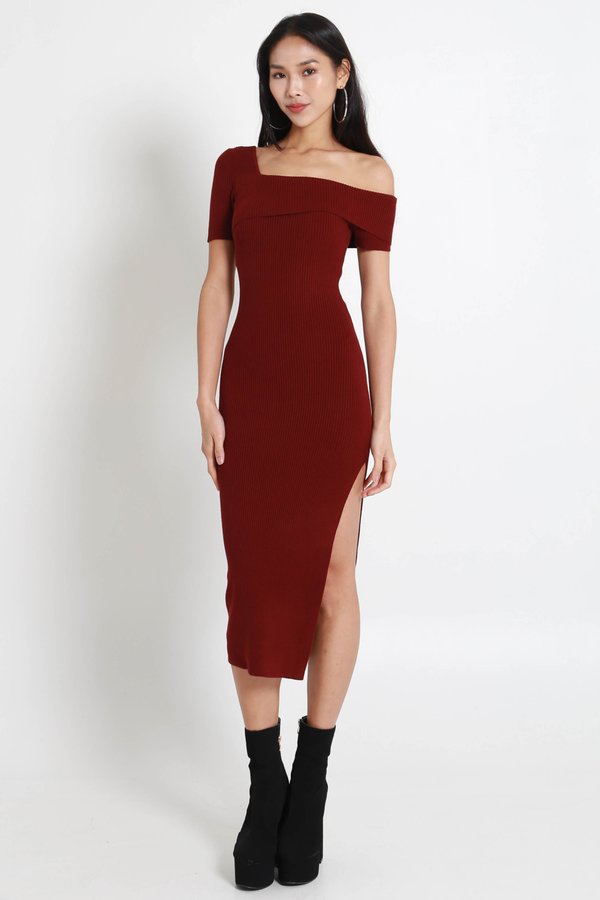 Donna One Shoulder (Maroon)