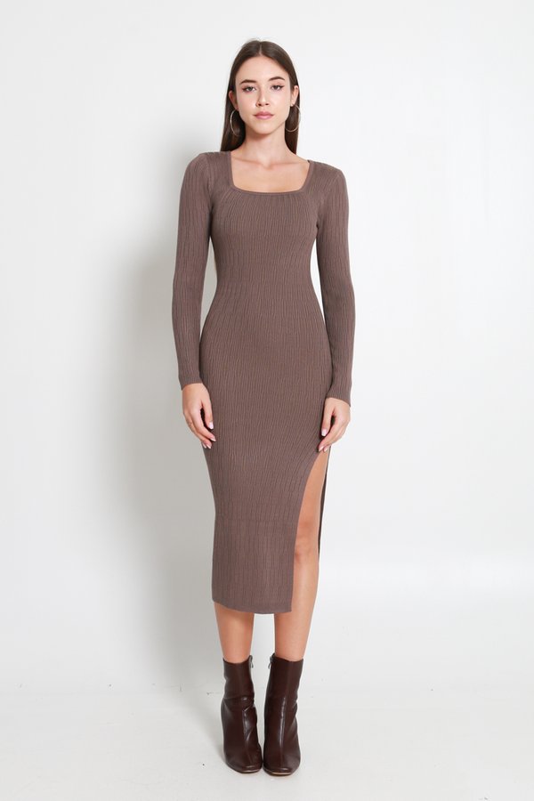 Gina Long Sleeve knit Dress (Taupe)