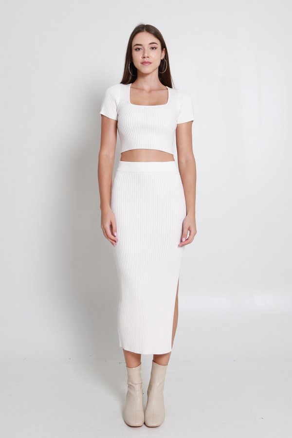 Veronica Knit 2pcs Set (Pale Ivory)