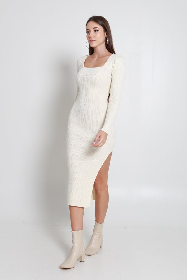 Gina Long Sleeve knit Dress (Ivory)