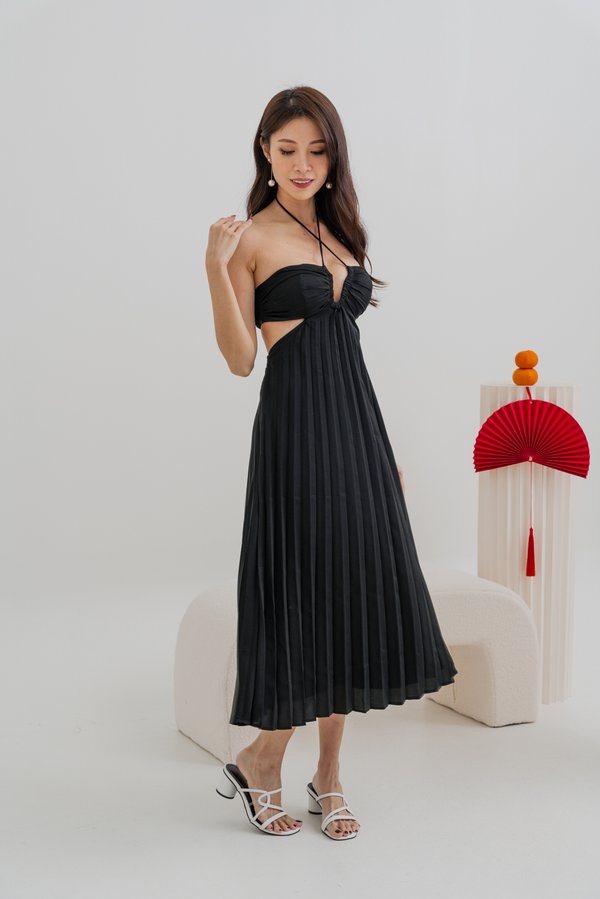 Violetta Cross Neck Pleated Dress (Black) Violetta Cross Neck Pleated Dress (Black)