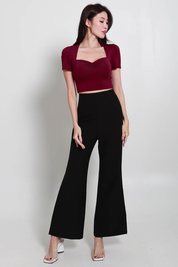 Pia Sweetheart Sleeved Top (Wine)