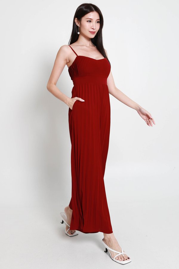 Roxie Pleated Jumpsuit (Maroon)