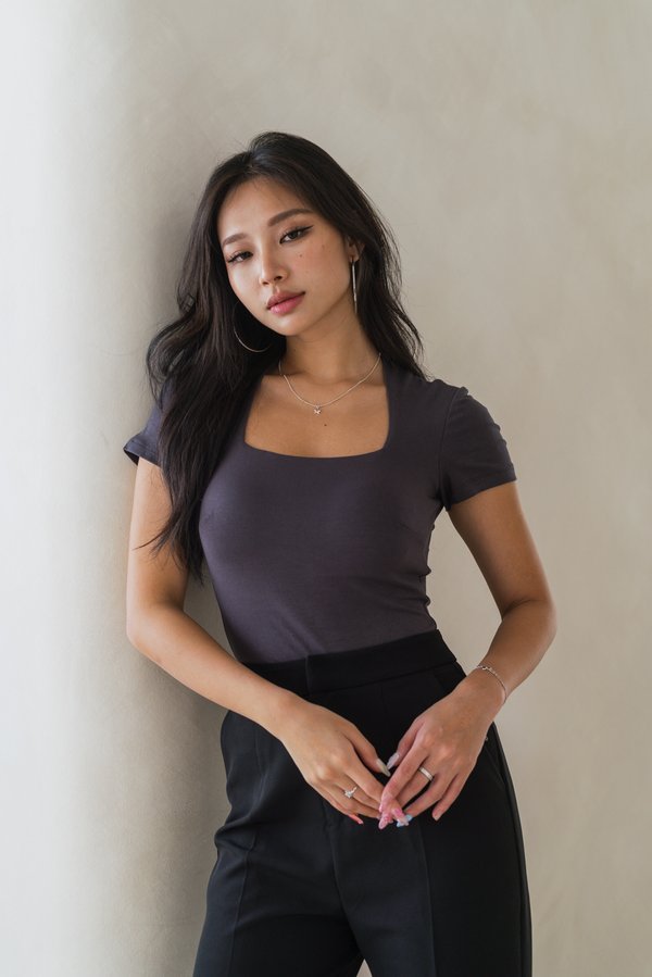 *Lite* [REGULAR] Lyla Queen Anne Top (Gunmetal)