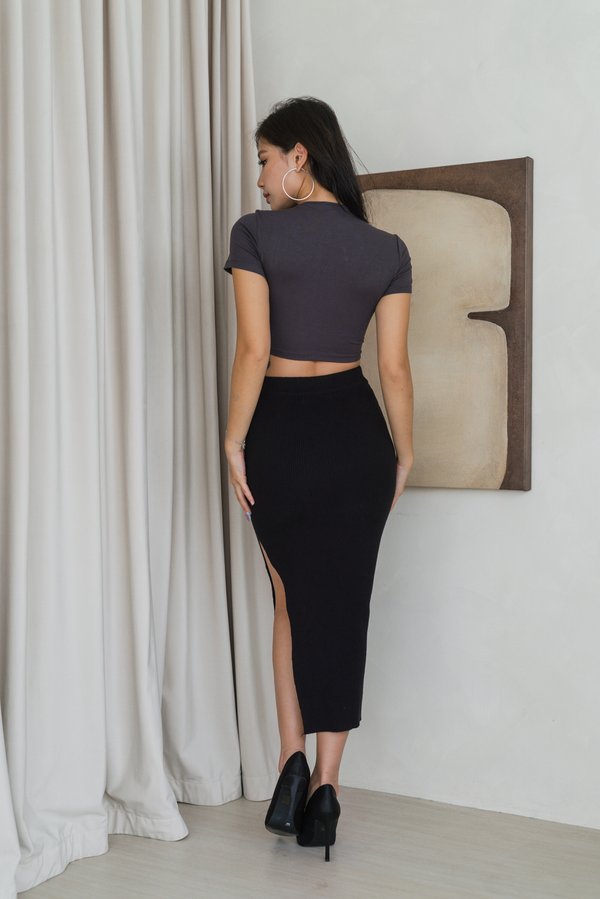 *Lite* [CROPPED] Lyla Queen Anne Top (Gunmetal)