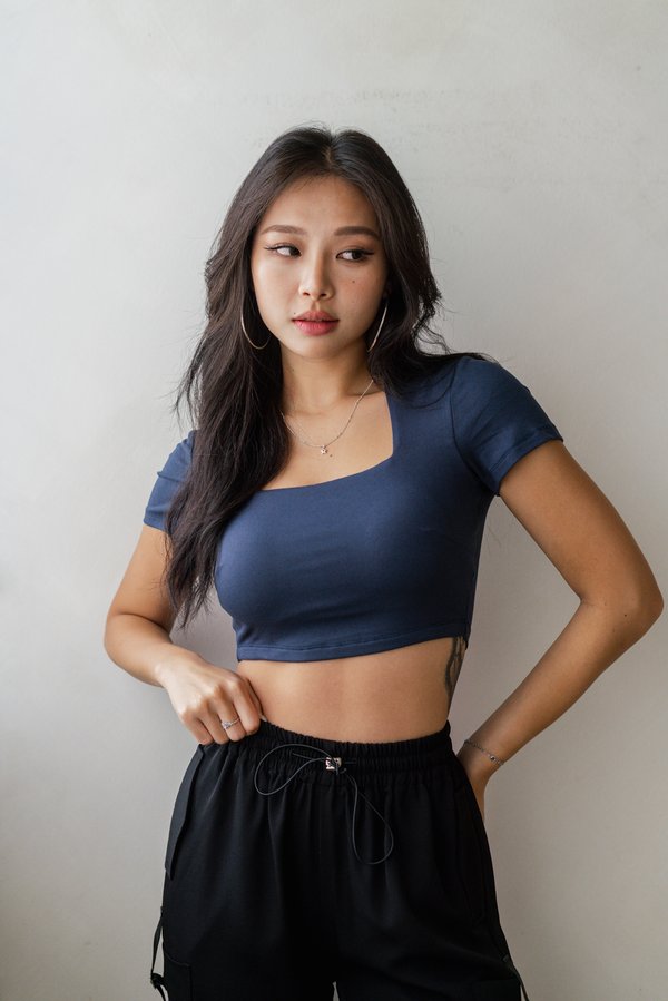 *Lite* [CROPPED] Lyla Queen Anne Top (Teal Blue)