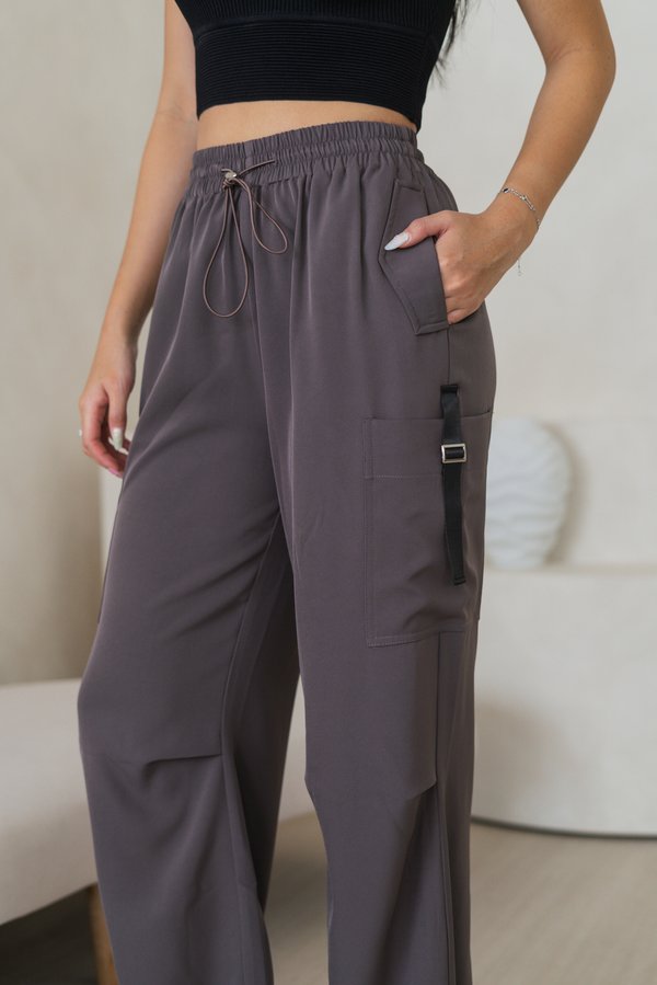 Nova Parachute Pants (Taupe)