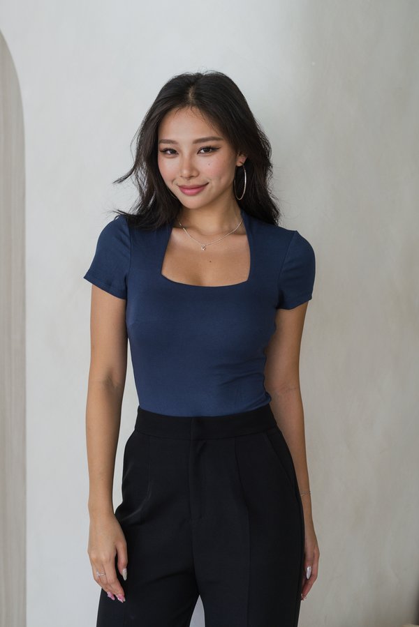 *Lite* [REGULAR] Lyla Queen Anne Top (Teal Blue)