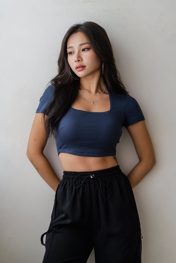 *Lite* [CROPPED] Lyla Queen Anne Top (Teal Blue)