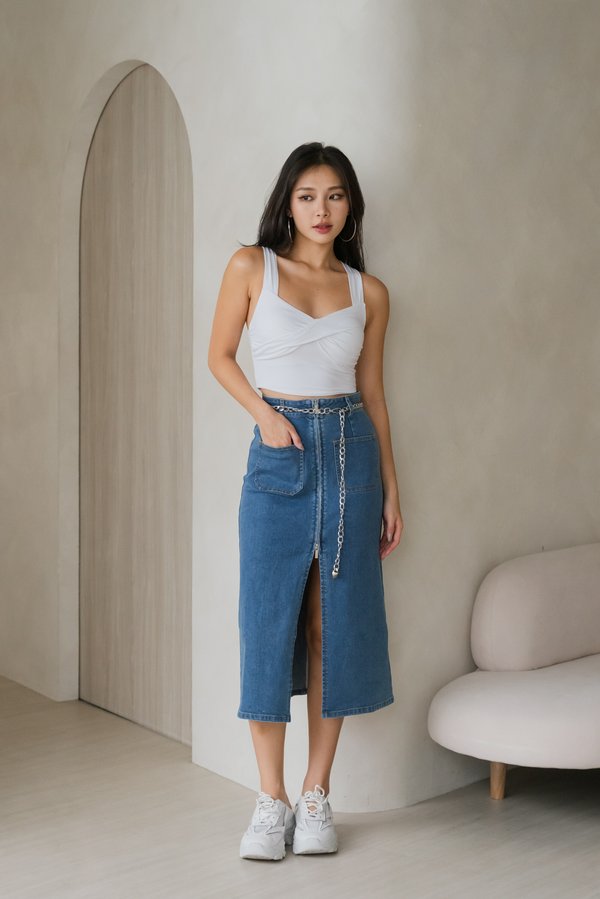 Adelia Zipped Denim Skirt (Mid Wash) Adelia Zipped Denim Skirt (Mid Wash)