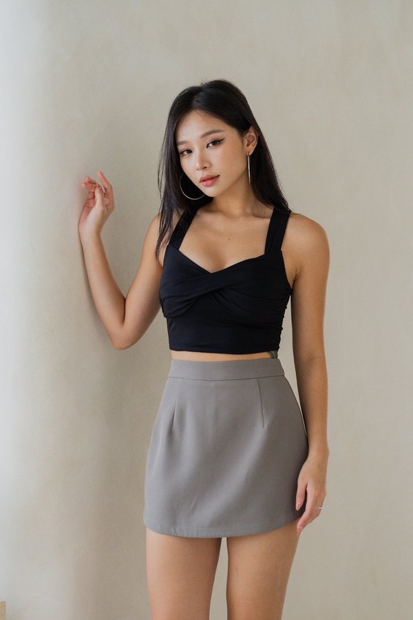 Caity Curve Hem Skorts (Olive Sage)