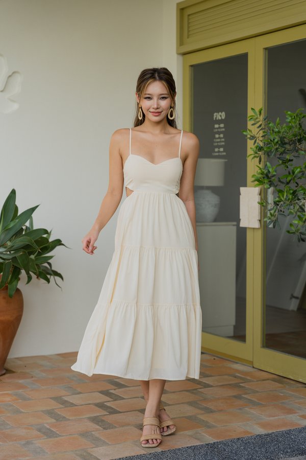 Larissa Sweetheart Side Cutout Tier Dress (Daffodil)