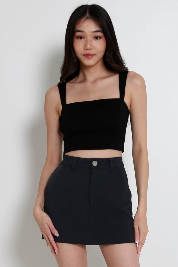 *Cloud* Andrea Straight Neck Top V2 (Black) *Cloud* Andrea Straight Neck Top V2 (Black)