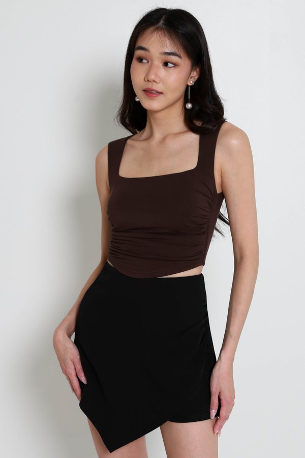 Raelynn Curve Hem Top (Chocolate Brown) Raelynn Curve Hem Top (Chocolate Brown)