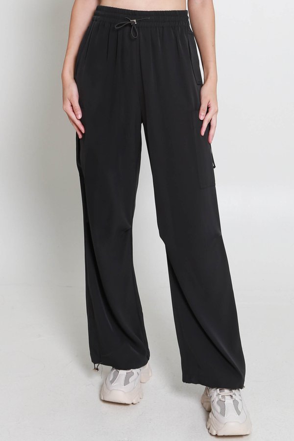 Nova Parachute Pants (Deep Graphite)