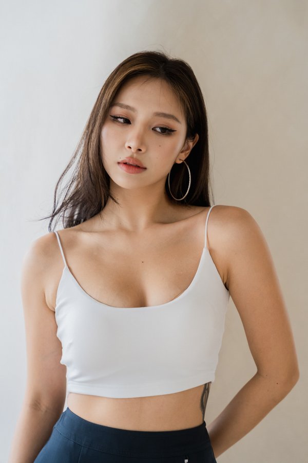 *Lite* [CROPPED] Liv Basic Cami Top (White)