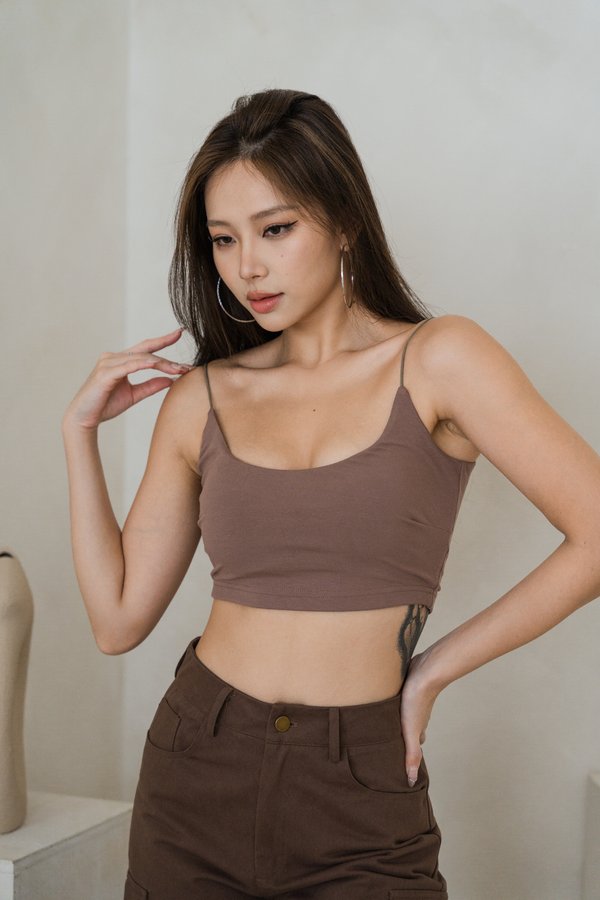 *Lite* [CROPPED] Liv Basic Cami Top (Taupe)