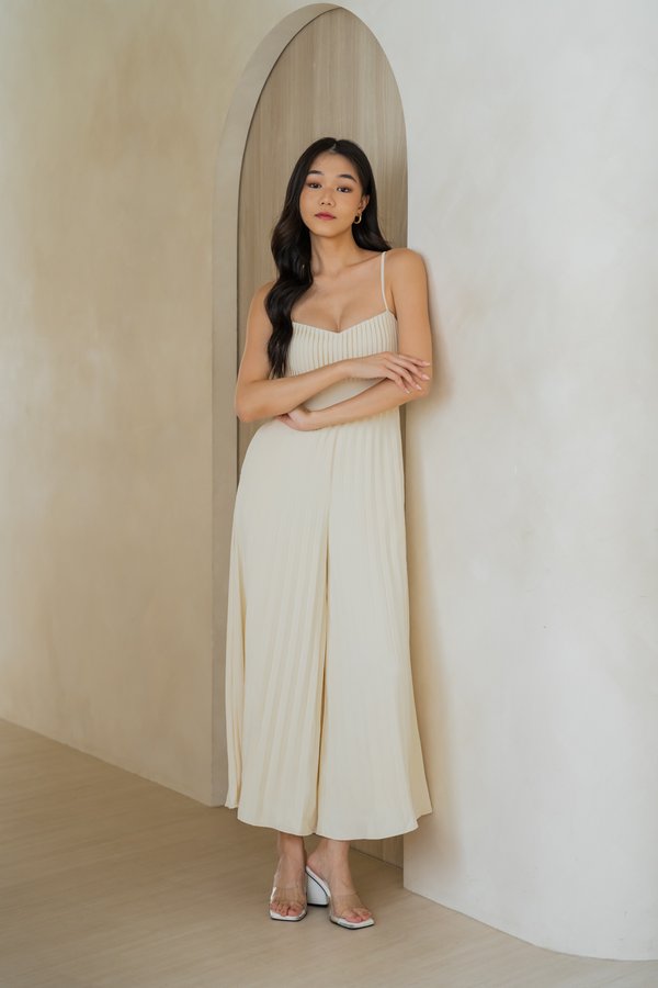 [PETITE] Roxie Pleated Jumpsuit (Pale Daffodil)