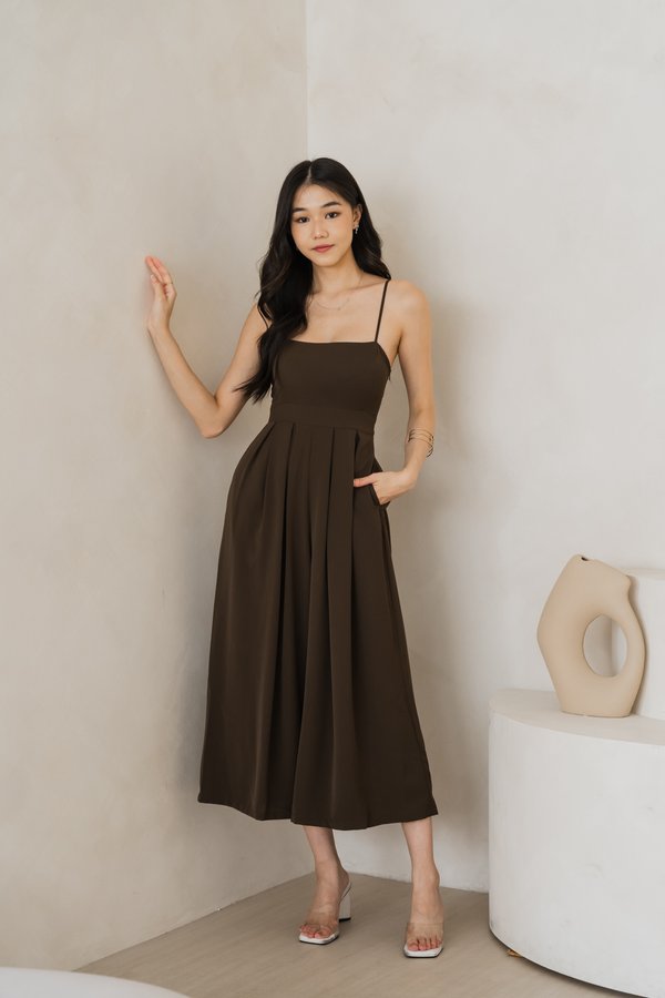 Lazie Pleated Jumpsuit (Espresso)