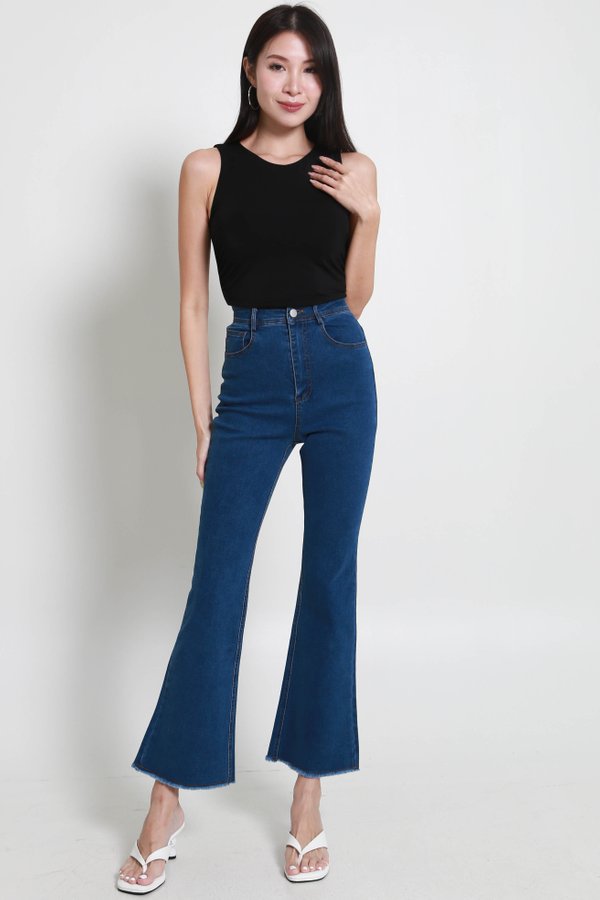 Gia Sleeveless Ruched Top (Black) Gia Sleeveless Ruched Top (Black)