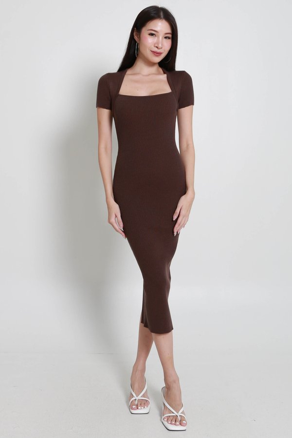 Mera Queen Anne Knit Midaxi (Chocolate Brown)
