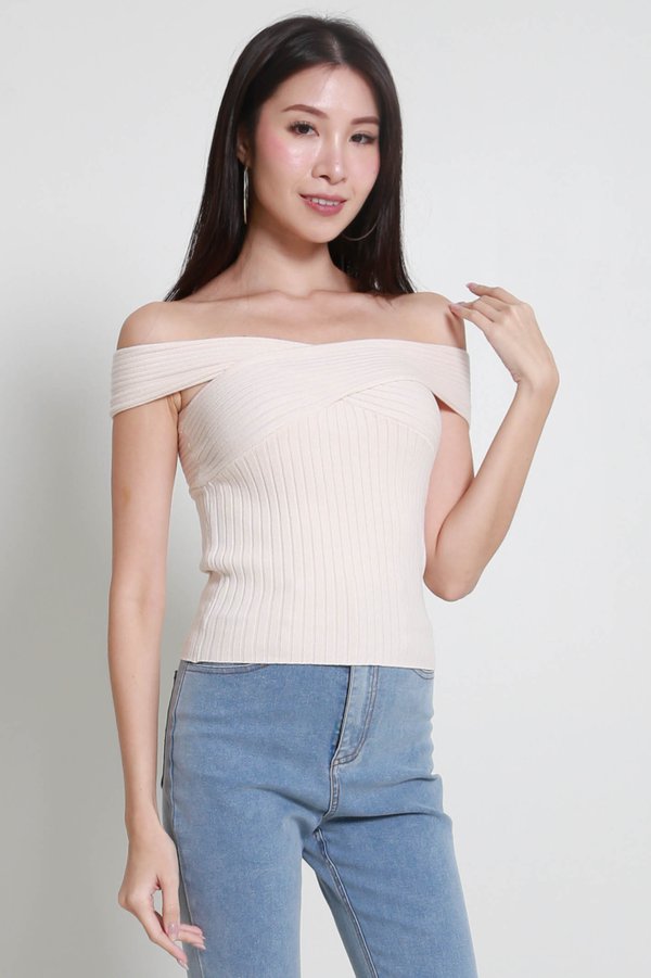 Vivan 2way Top (Ivory) Vivan 2way Top (Ivory)