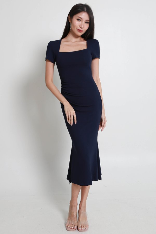 *Lite* Leshia Sleeved Mermaid Ruched Dress (Navy)