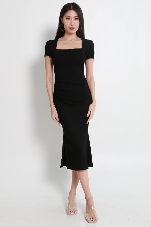 *Lite* Leshia Sleeved Mermaid Ruched Dress (Black)