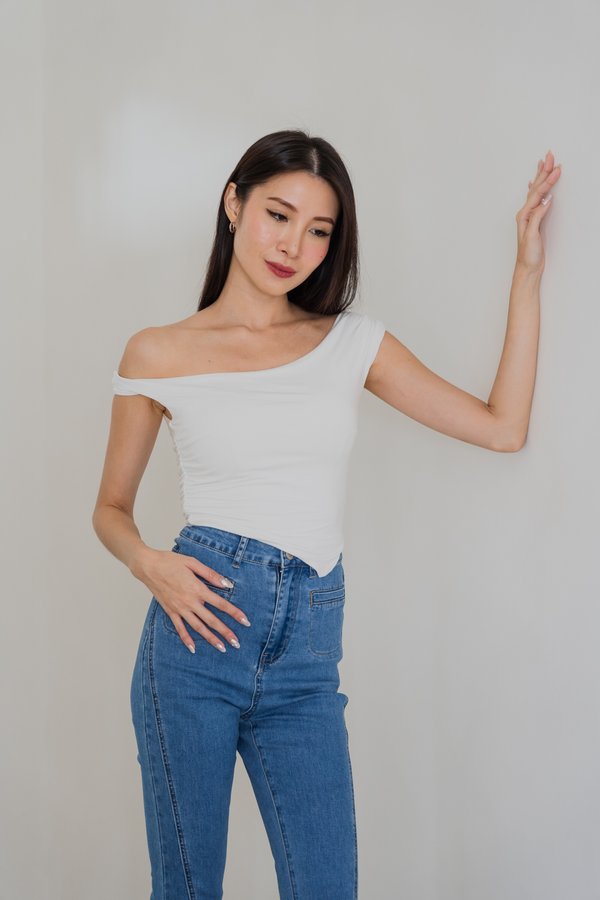 Brea Padded Twist Top (White)