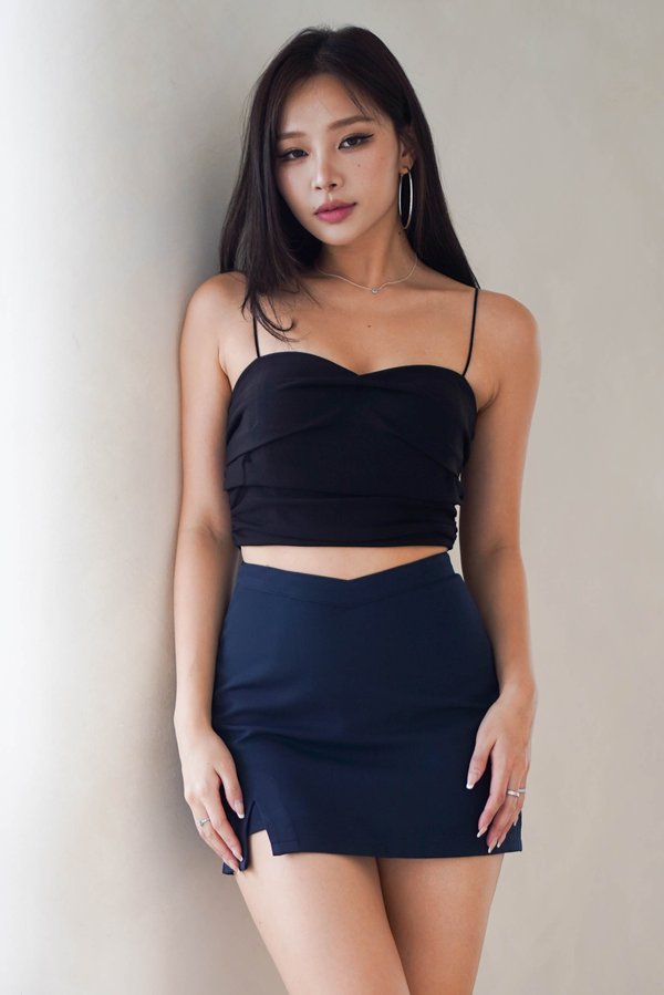 Trista Sweetheart Padded Ruch Top (Black)