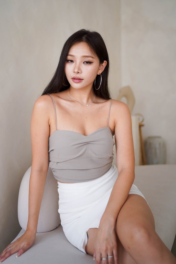 Trista Sweetheart Padded Ruch Top (Earl Grey)