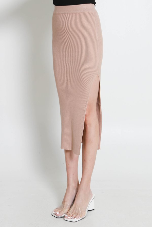Anisa Pencil Knit Skirt (Camel)