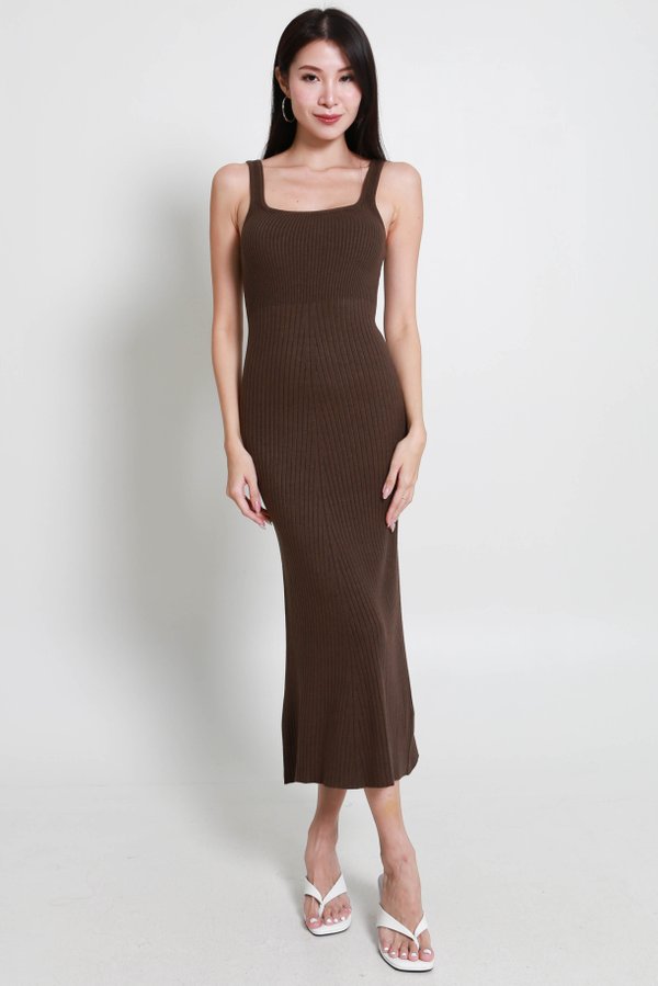Eugenia Mermaid Knit Dress (Brown)